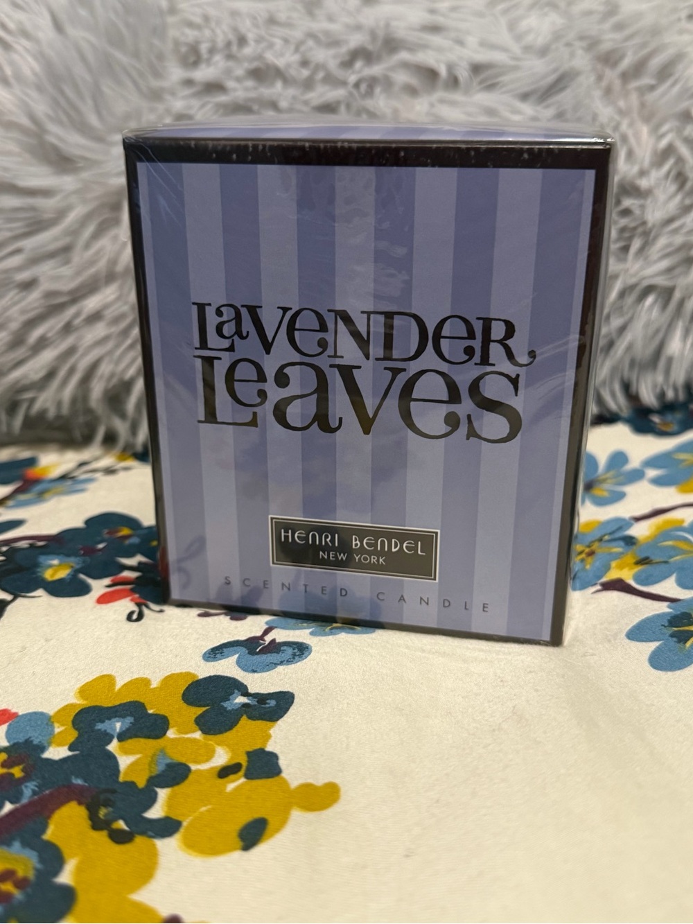 Henri Bendel Lavender Leaves Scented Candle